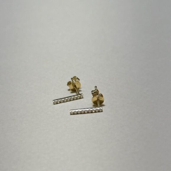 diamond bar earrings - Picture 6 of 6